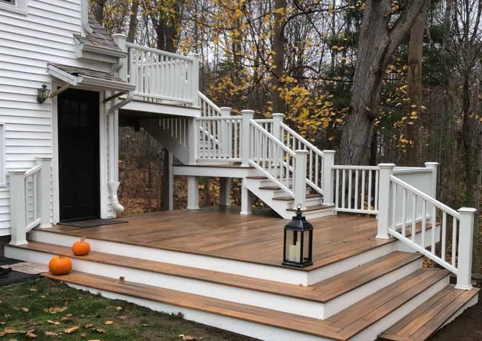 White Deck Railing Ideas Burkeandburkebuilders