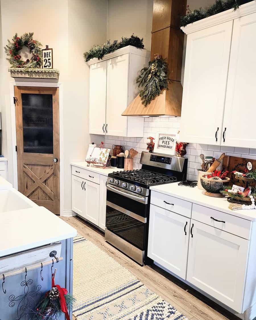 White Farmhouse Kitchen Ideas Lrenzy Land