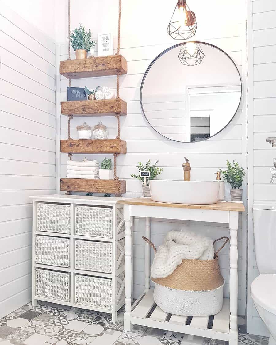 White Rustic Bathroom Anastinyplace