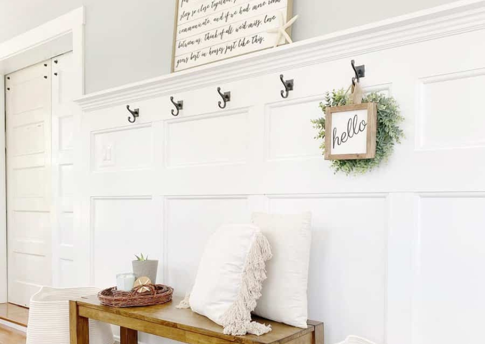 Wood Entryway Bench Ideas Burlapbythebeach