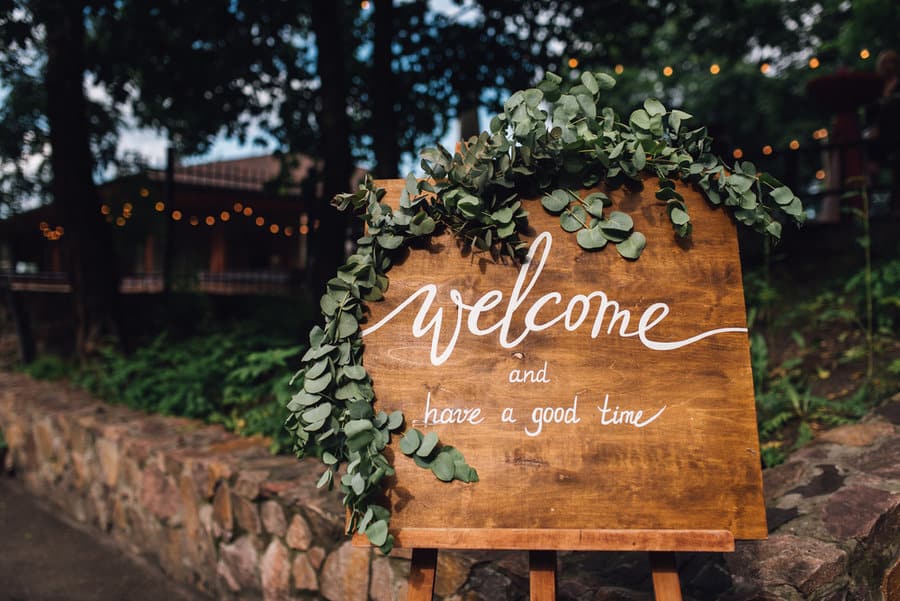 Wood Welcome Sign Ideas