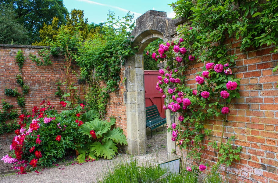 Brick Wall Garden Wall Ideas