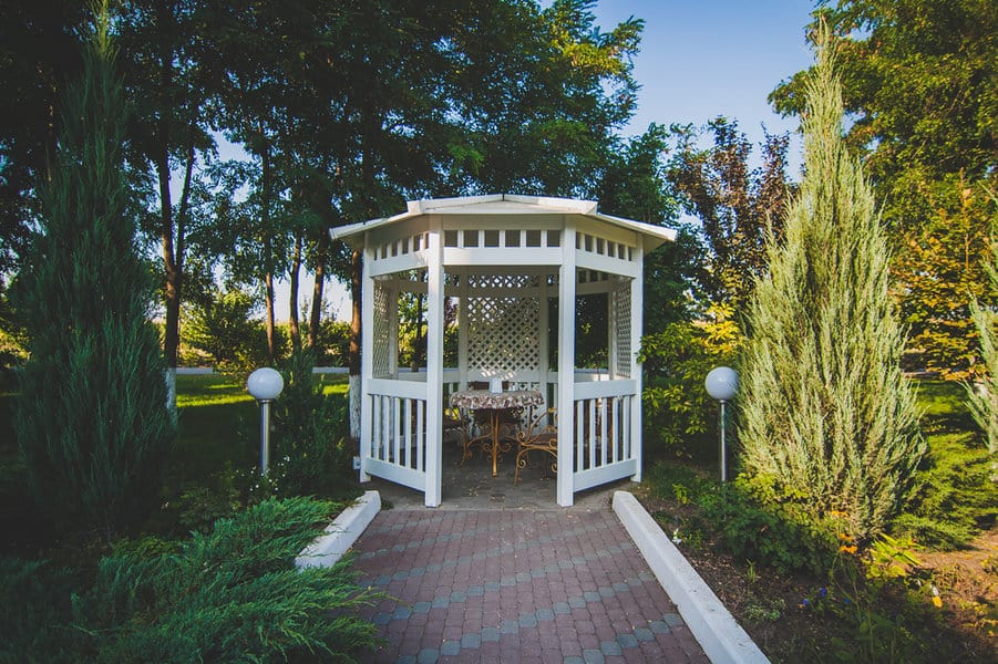 Curved Patio Roof Ideas