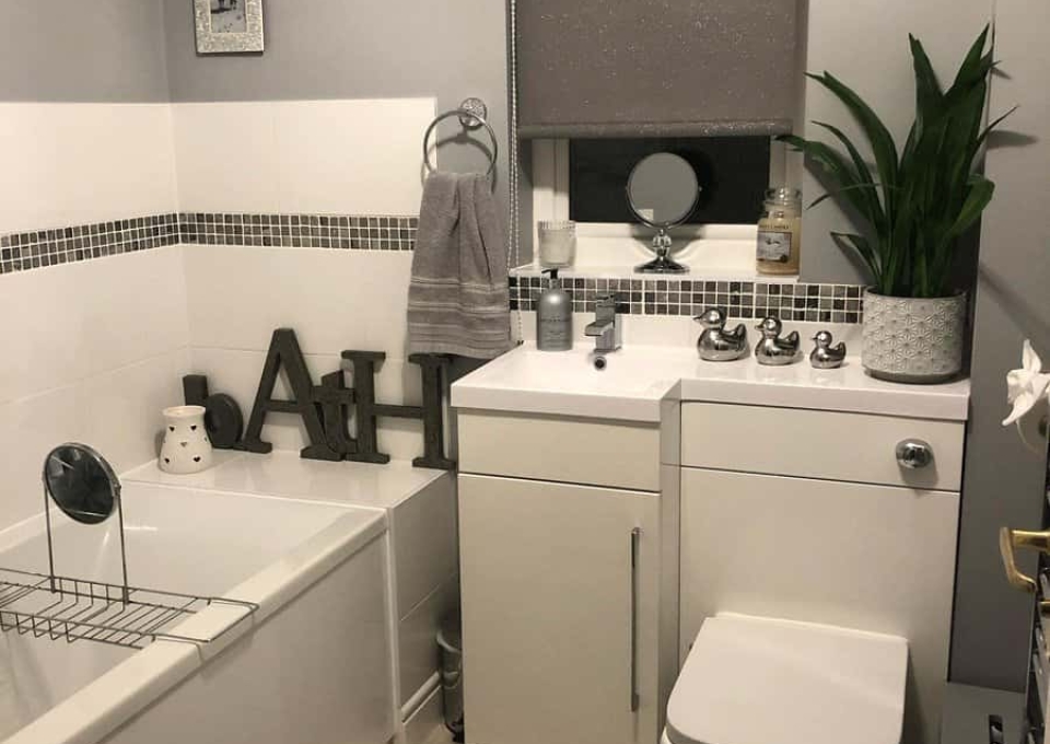 Decor Small Bathroom Ideas With Tub Homewithmotherhubbard