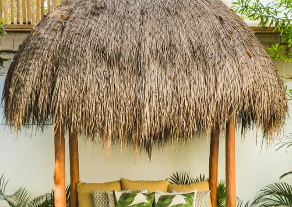 Hut Pool Cabana Ideas