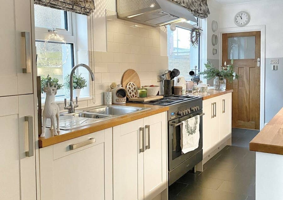 Modern Galley Kitchen Ideas Lindyandcohome