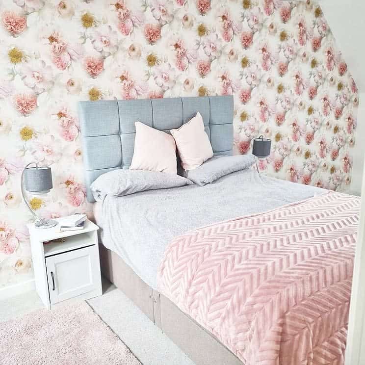 Pink Bedroom Wallpaper Ideas Wallpapershop Co Uk