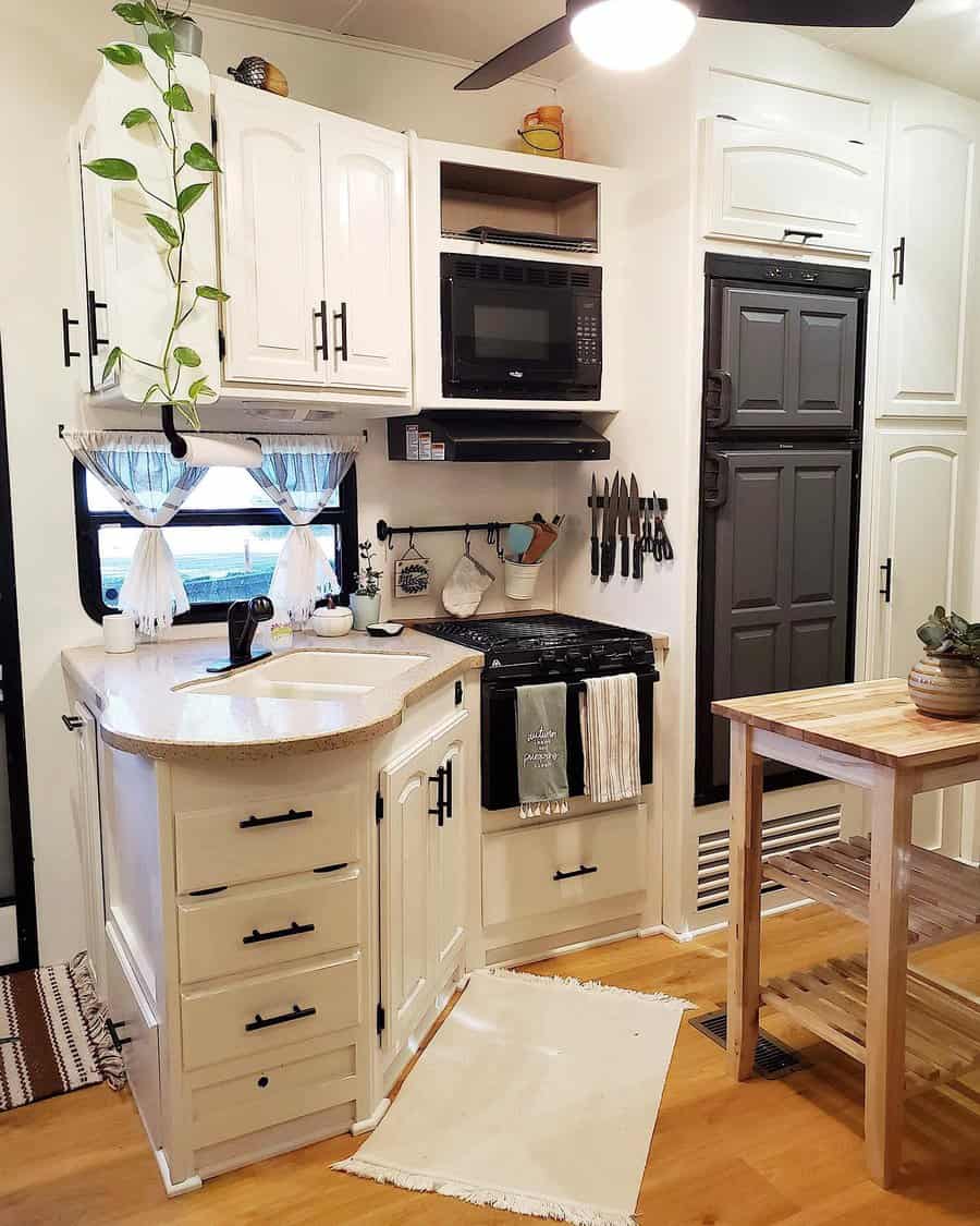 Rv Tiny Kitchen Ideas Tinyrohmhome