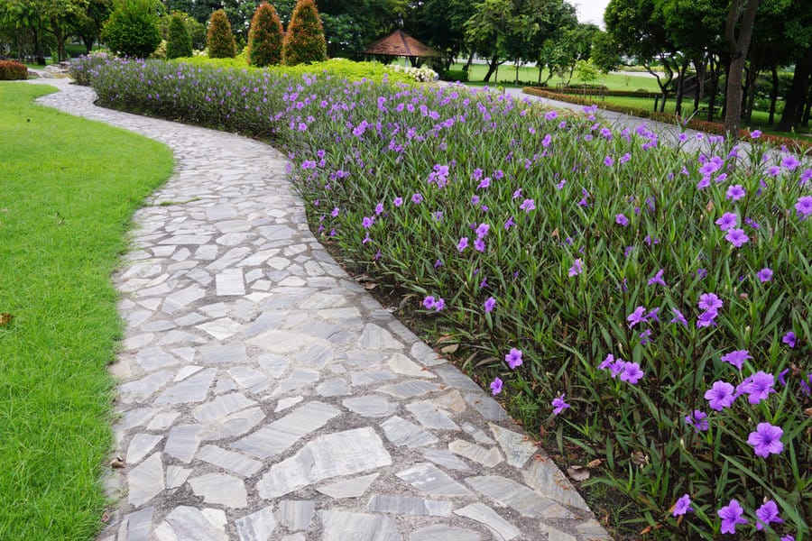 Stone Sidewalk Ideas