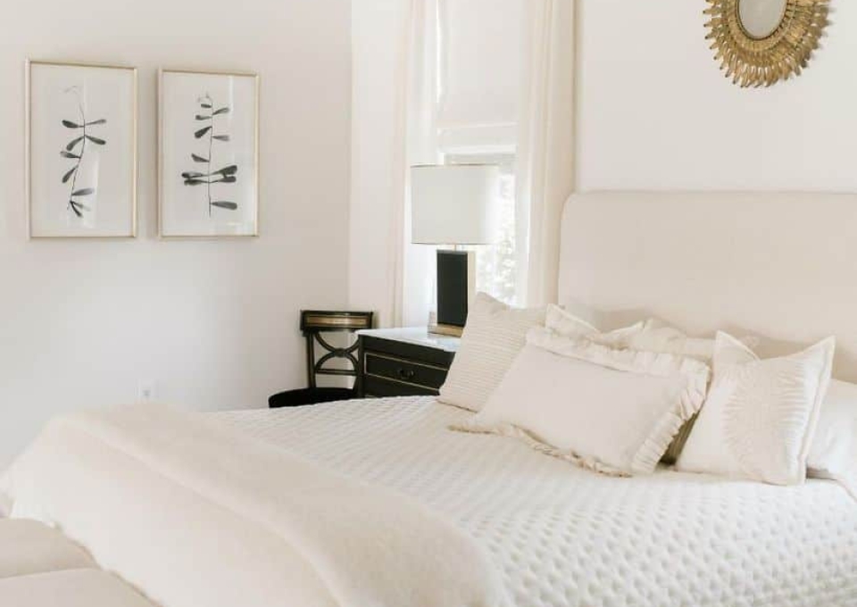 Cozy White Bedroom Ideas Christianleedesigns