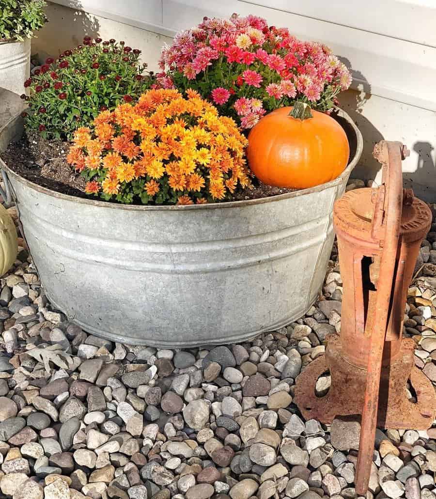 Container Garden Flower Bed Ideas Lifeonthecountyline