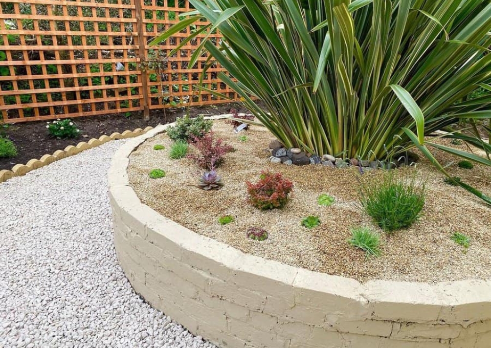 Round Flower Bed Ideas Fuzzhome