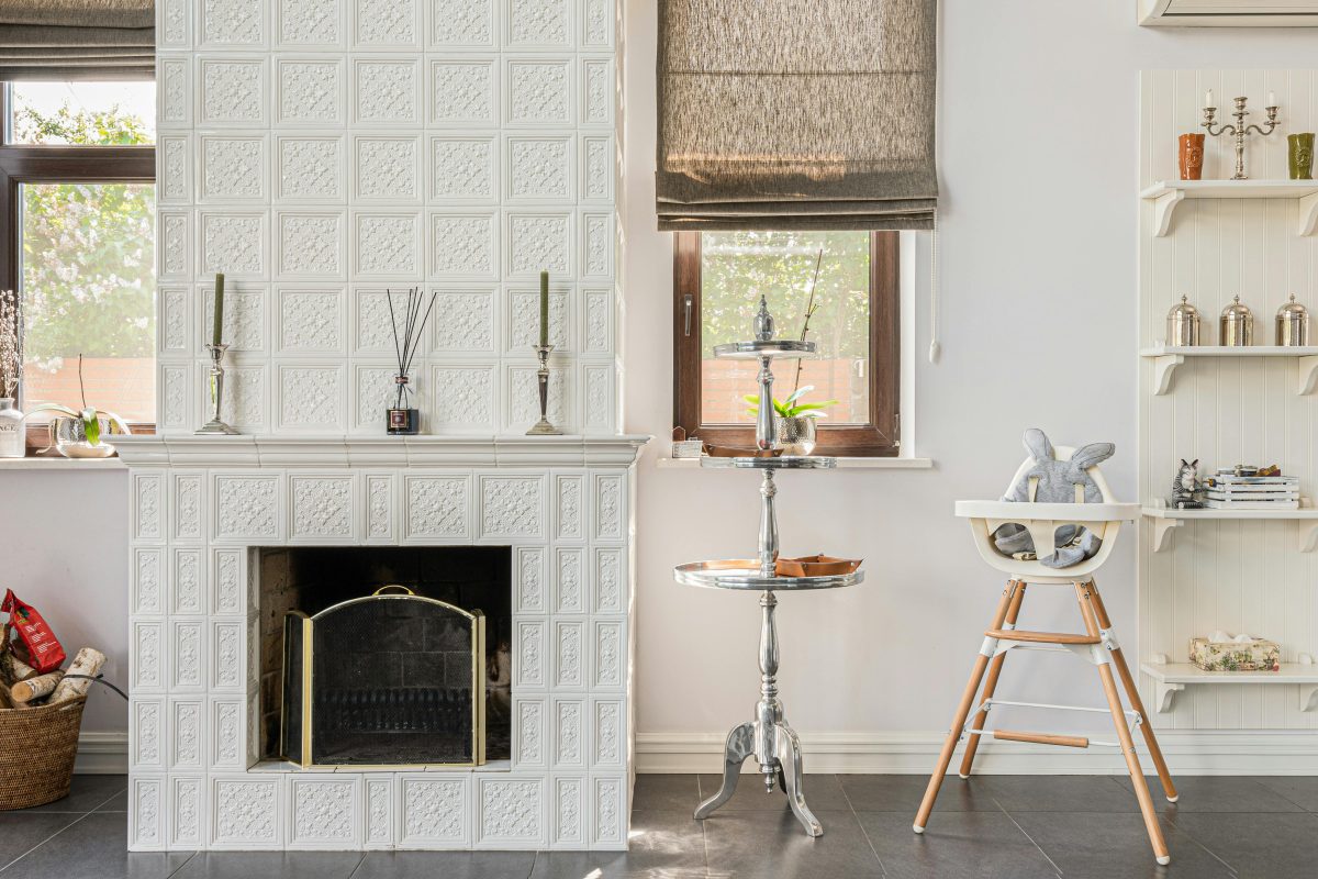 How to Choose the Right Tiles for Your Fireplace