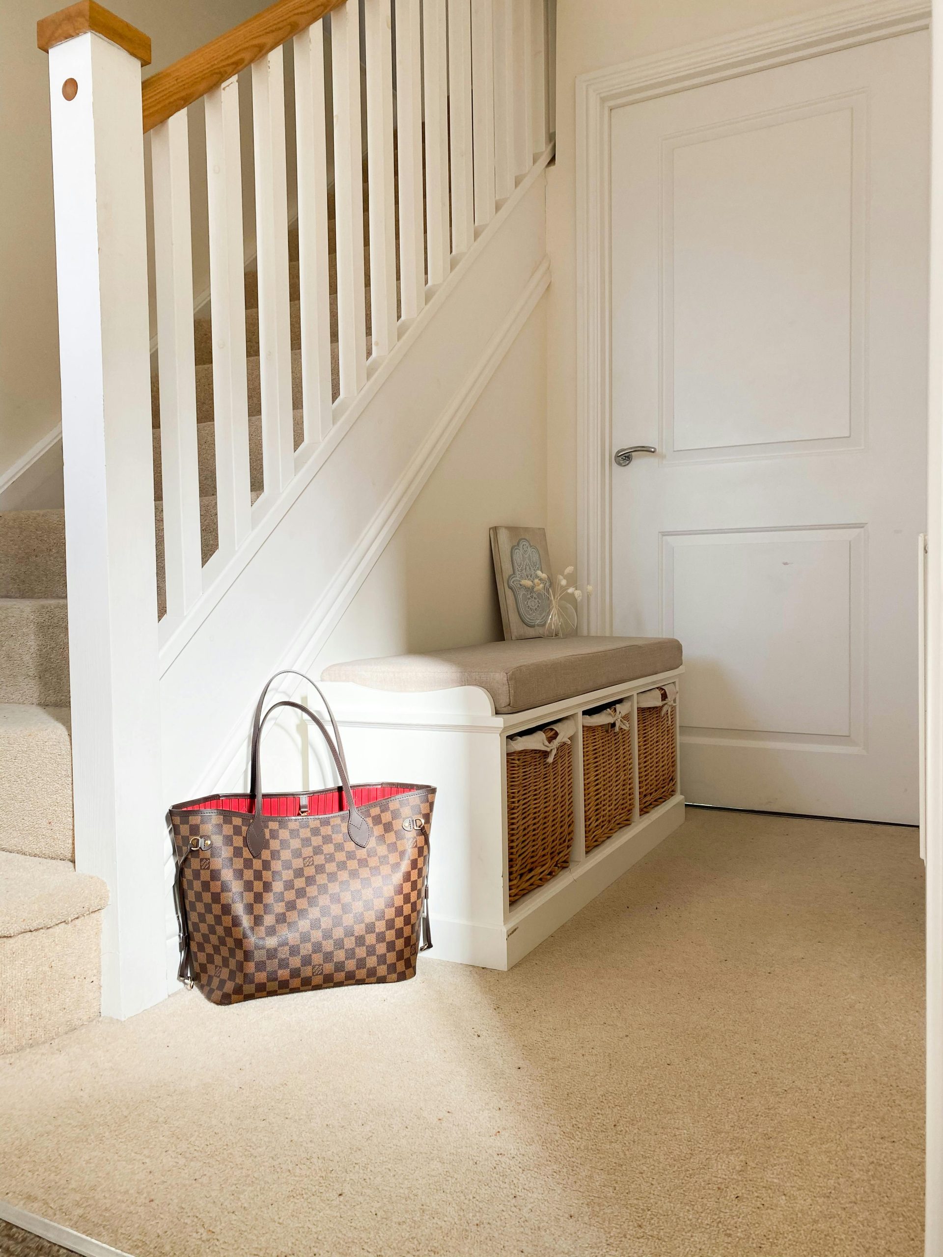 How to Measure for an Entryway Bench