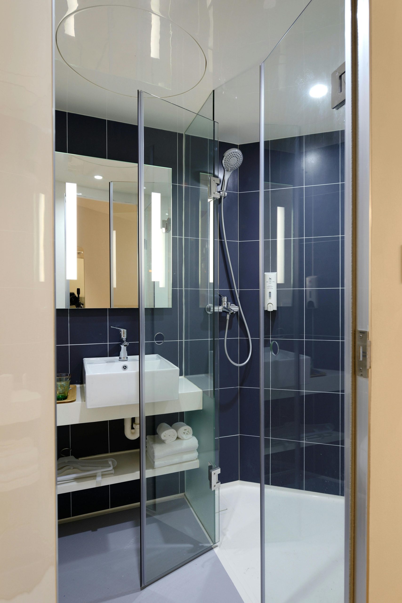 How to Measure Your Shower Space