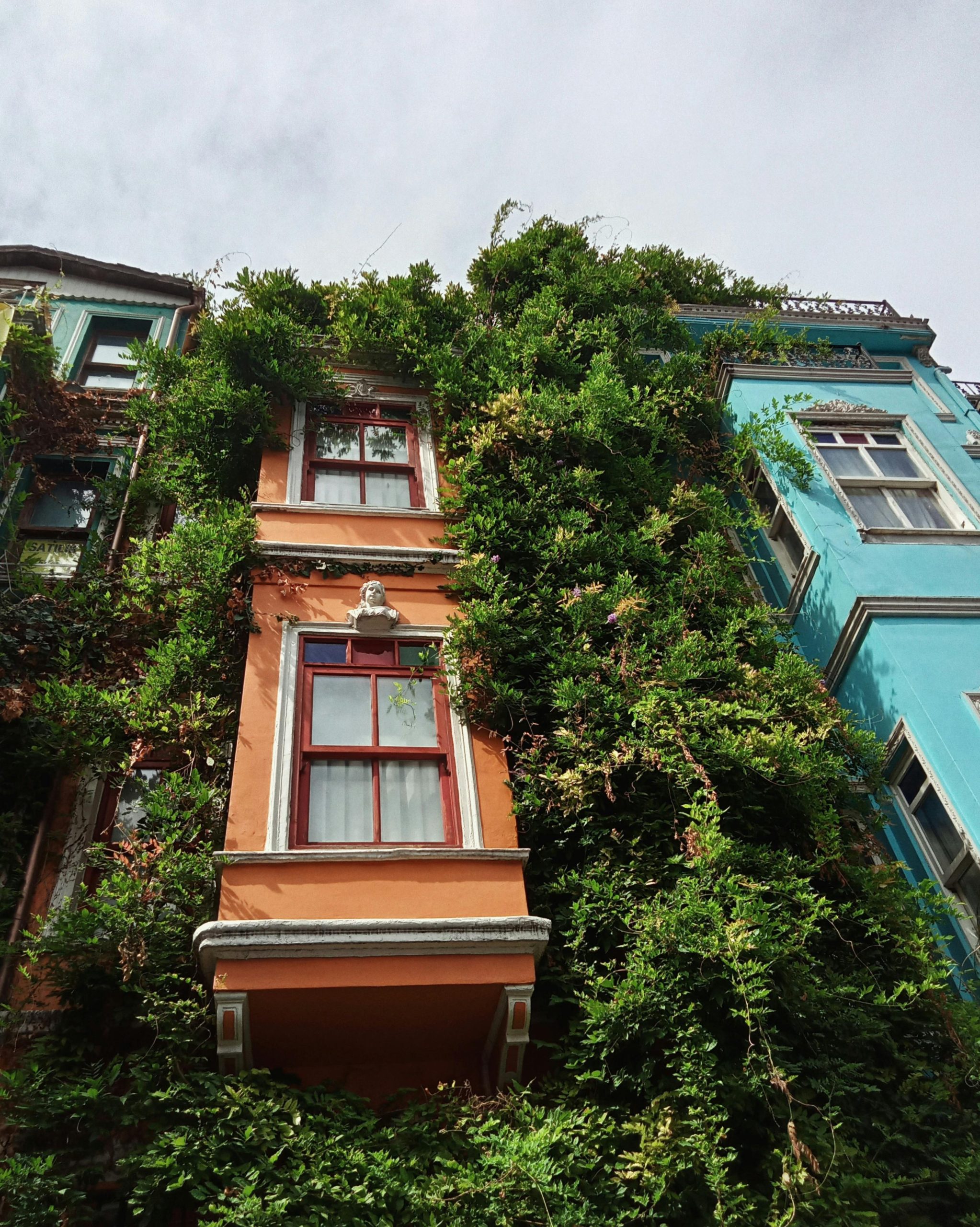 Introduction to Apartment Balcony Decorating