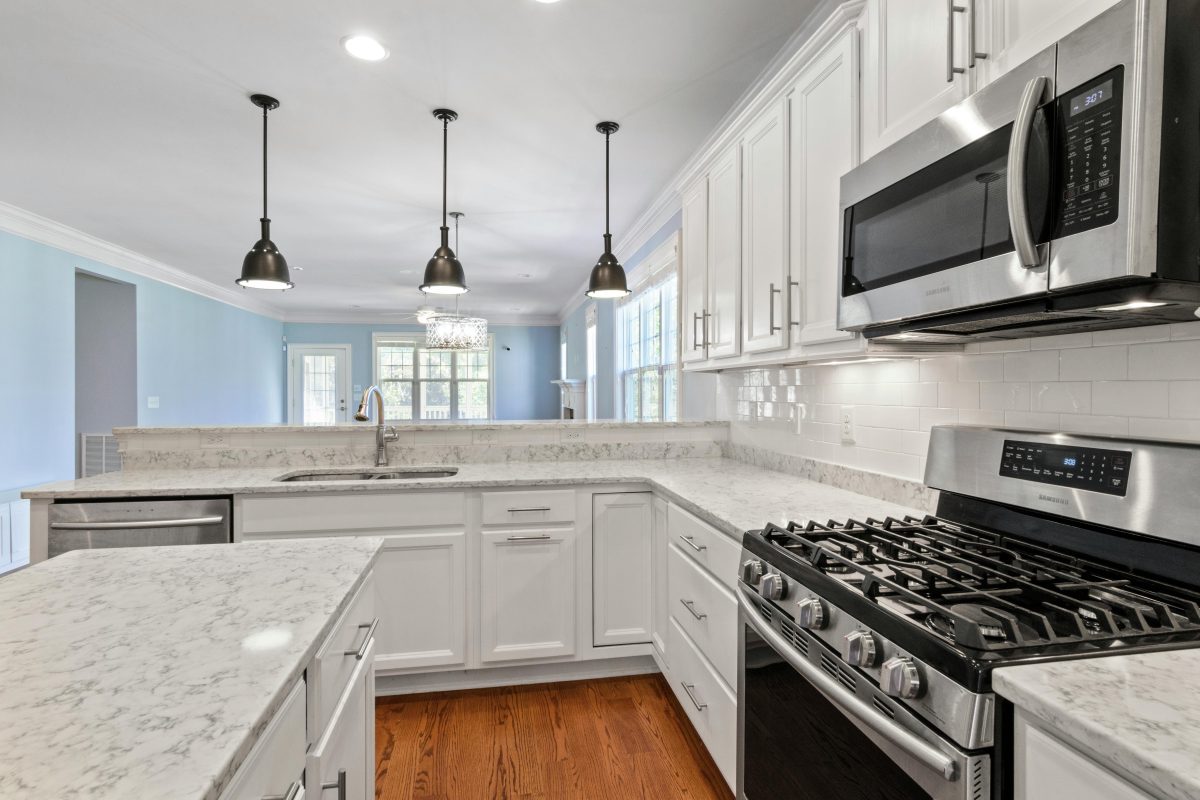 Selecting the Best Lighting for Your Kitchen Island