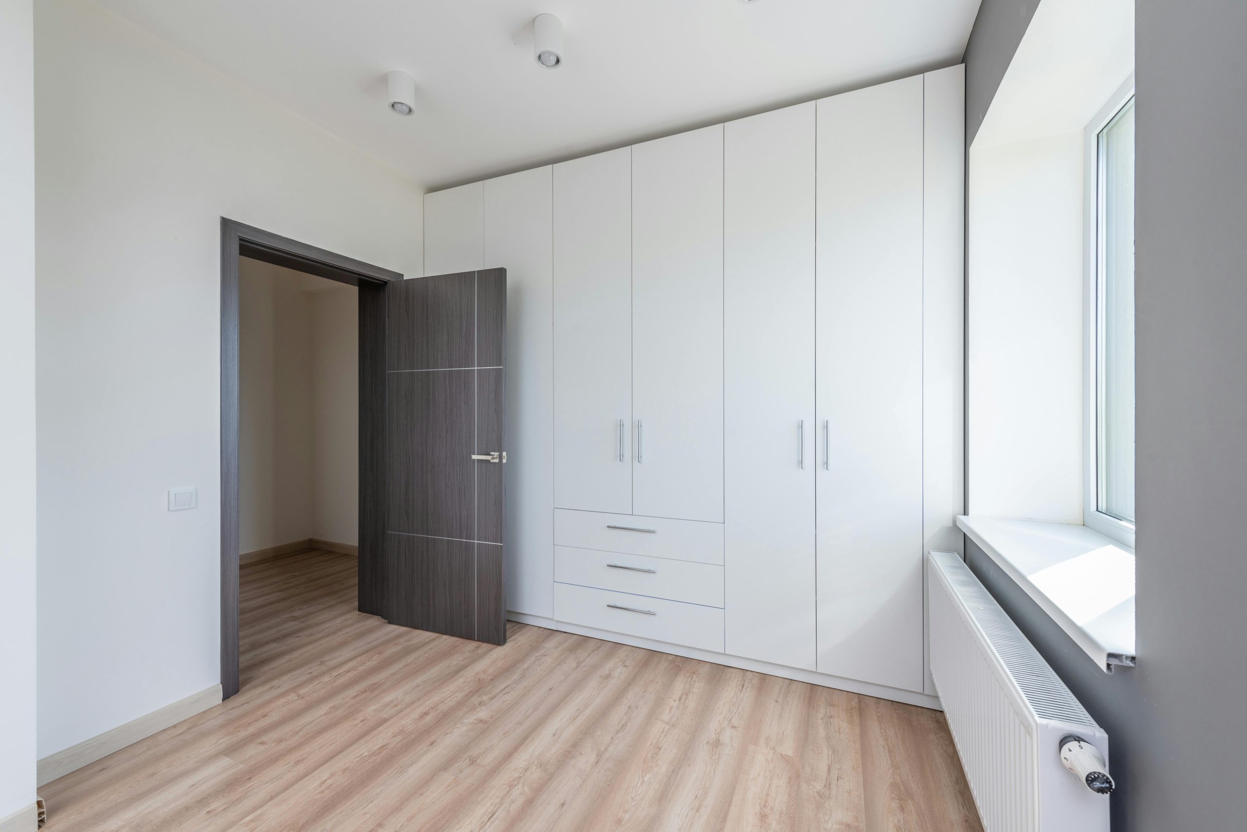 Introduction to Closet Door Design