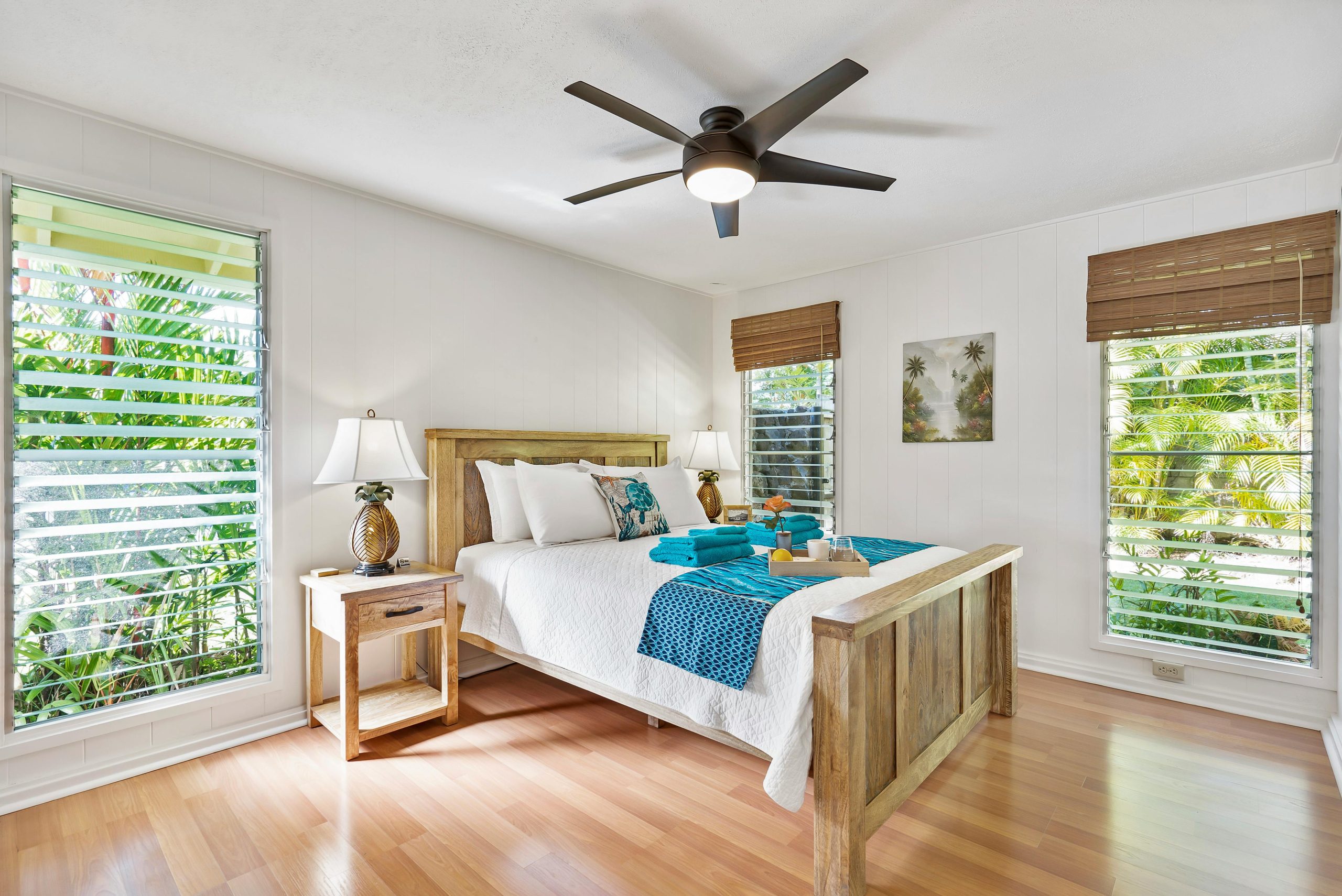 Introduction to Tropical Bedroom Decor